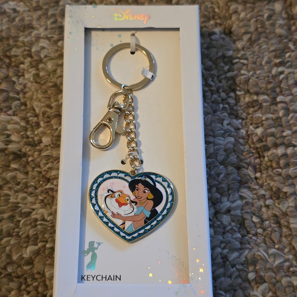NEW Disney Princess Jasmine Rajah Heart Keychain Gold Tone Teal Glitter Boxed